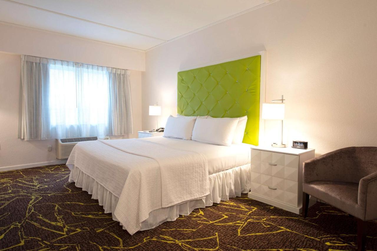 The Roslyn, Tapestry Collection By Hilton Hotel Luaran gambar