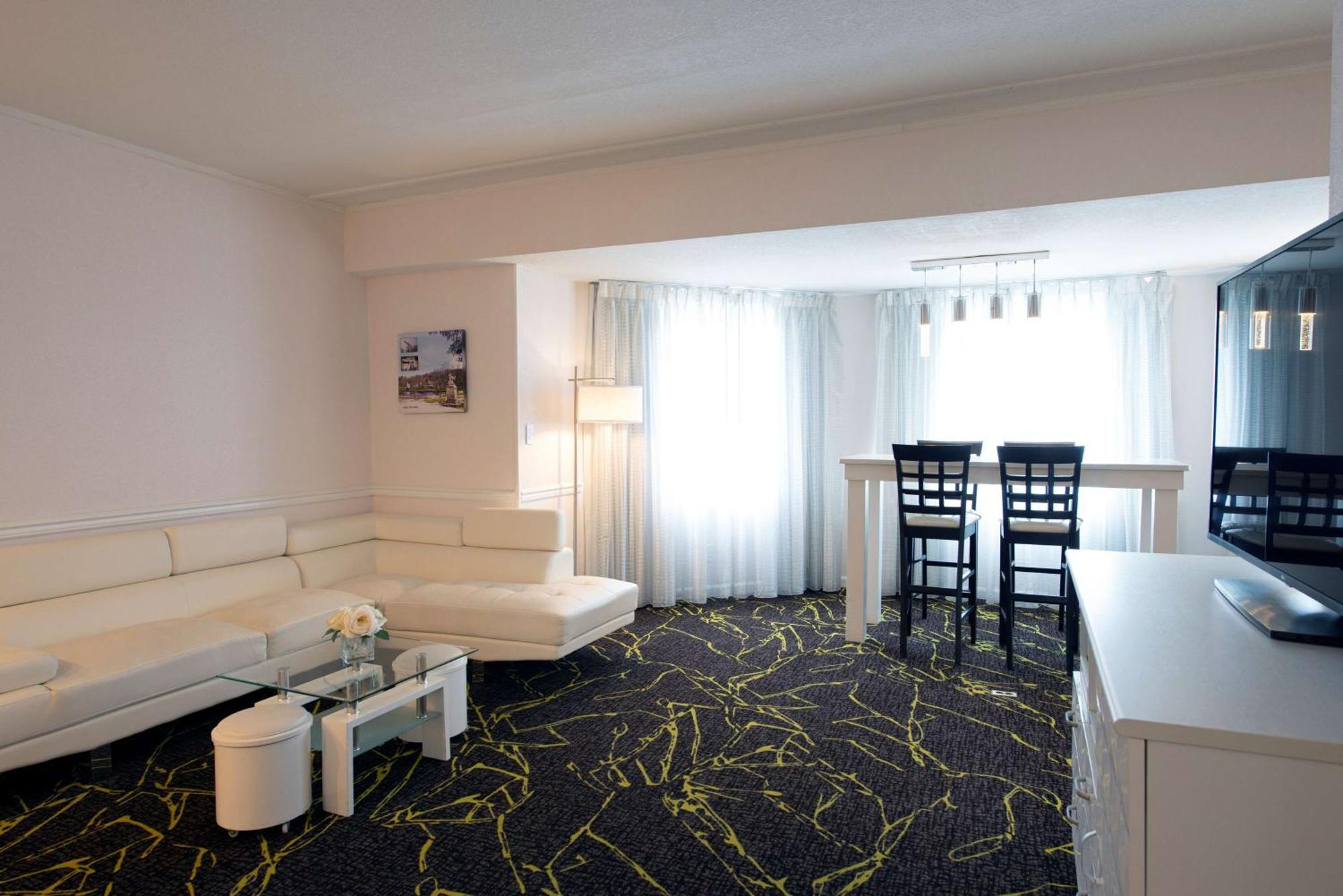 The Roslyn, Tapestry Collection By Hilton Hotel Luaran gambar